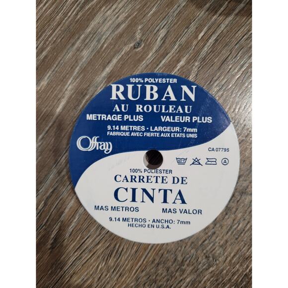 Ruban White Ribbon Assortment Box of 24 3 designs 5mm Small Ribbon NEW - Picture 5 of 9